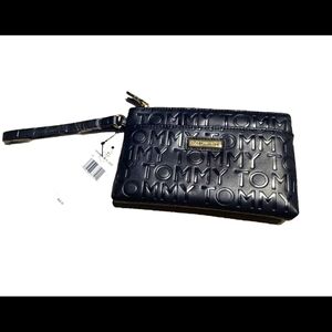 Tommy Hilfiger Navy Blue 8X5 Wristlet Wallet Purse NWT